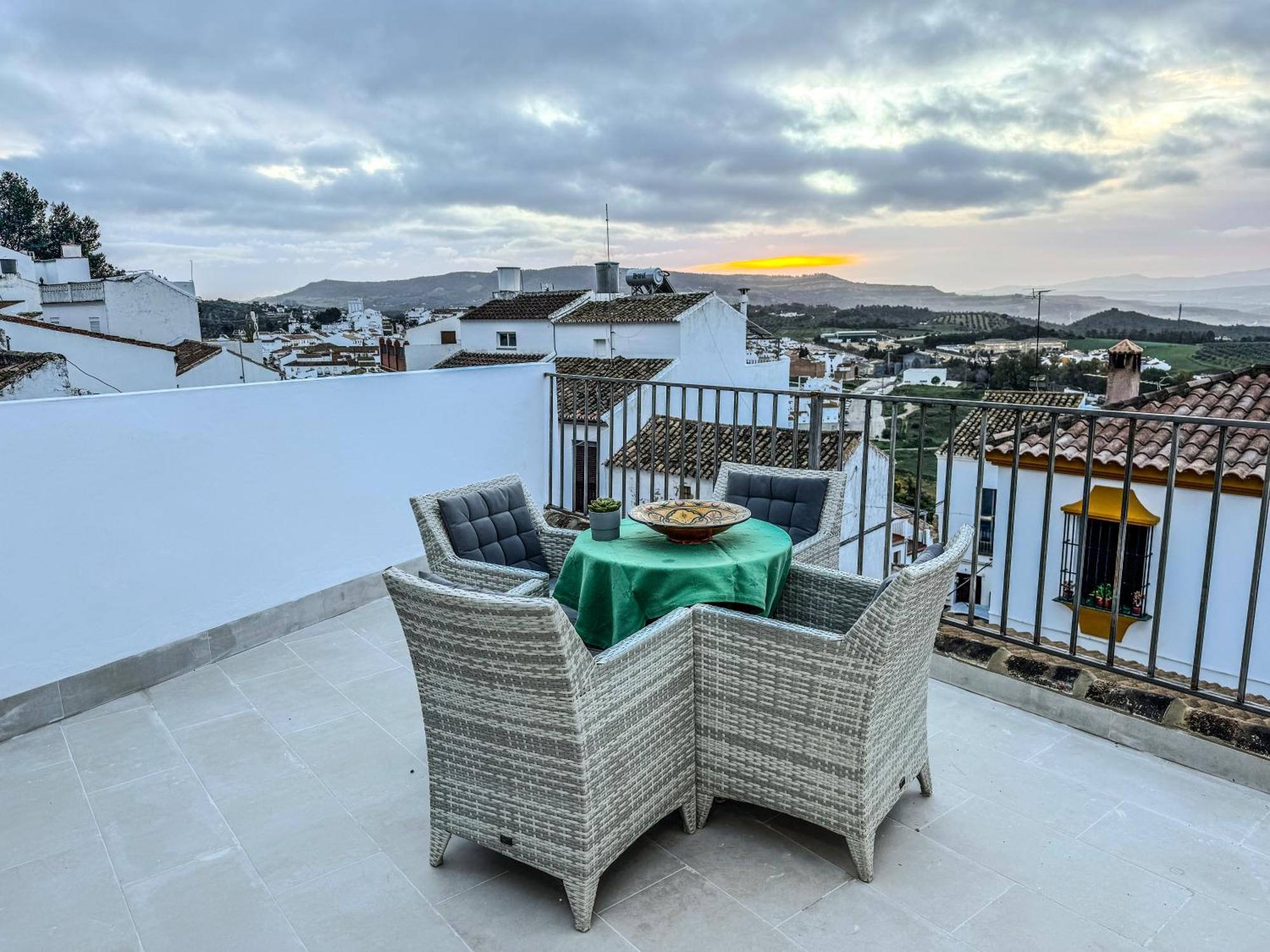Lemon Tree Patio Villa Olvera Dış mekan fotoğraf
